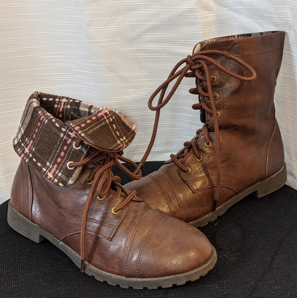 Women's Boots